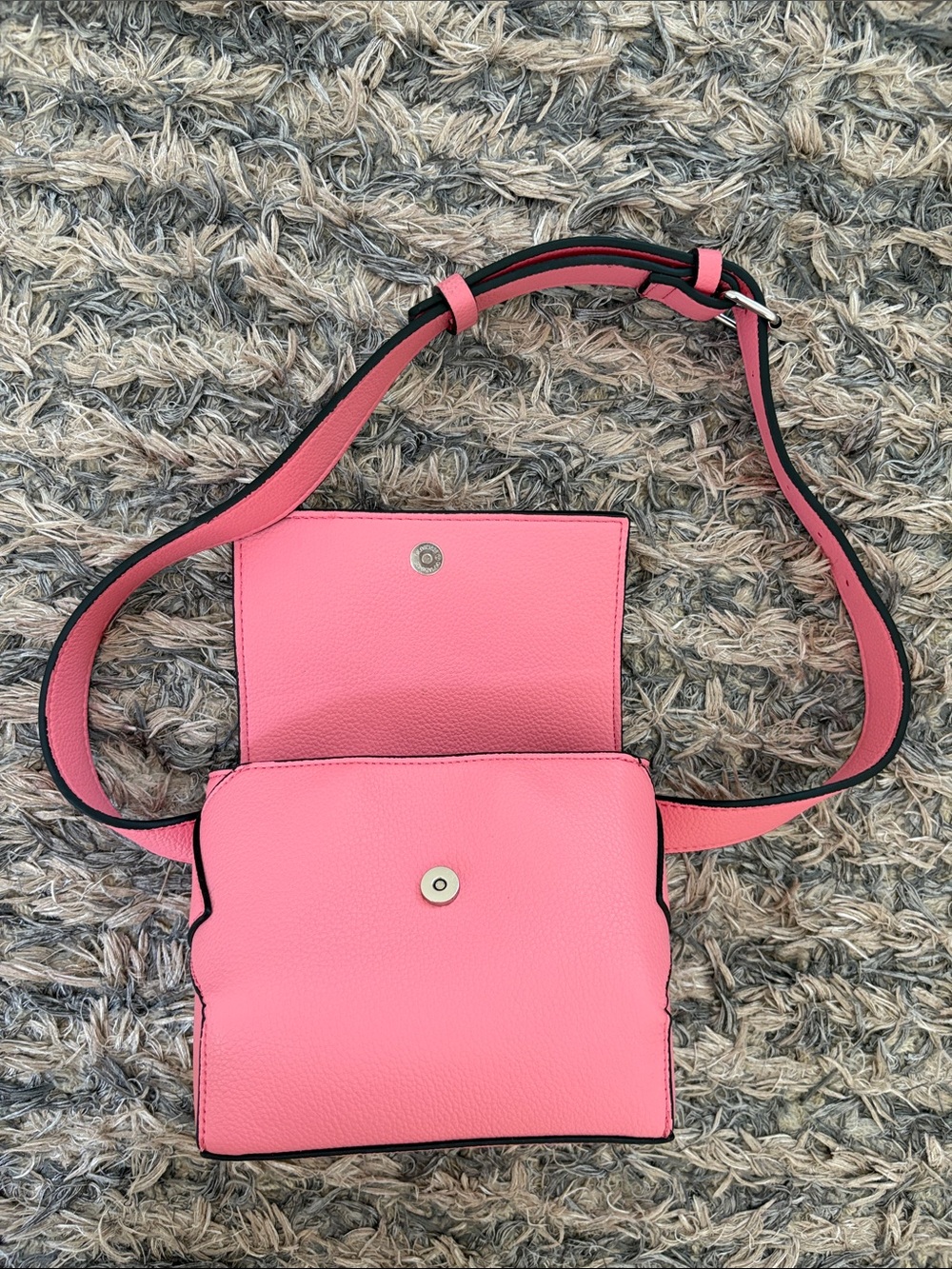 French Connection Pink Pebble PU Crossbody Belt Bag New! - Picture 7 of 12
